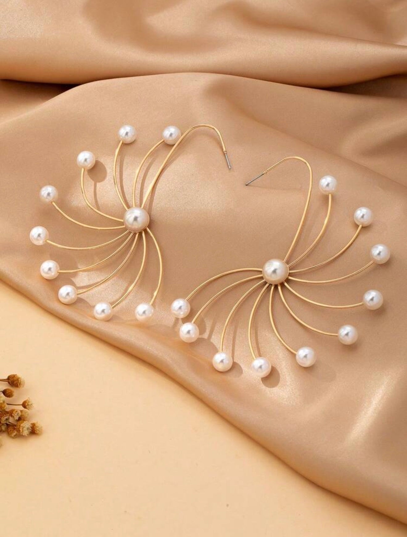 Stella Earrings - Gold