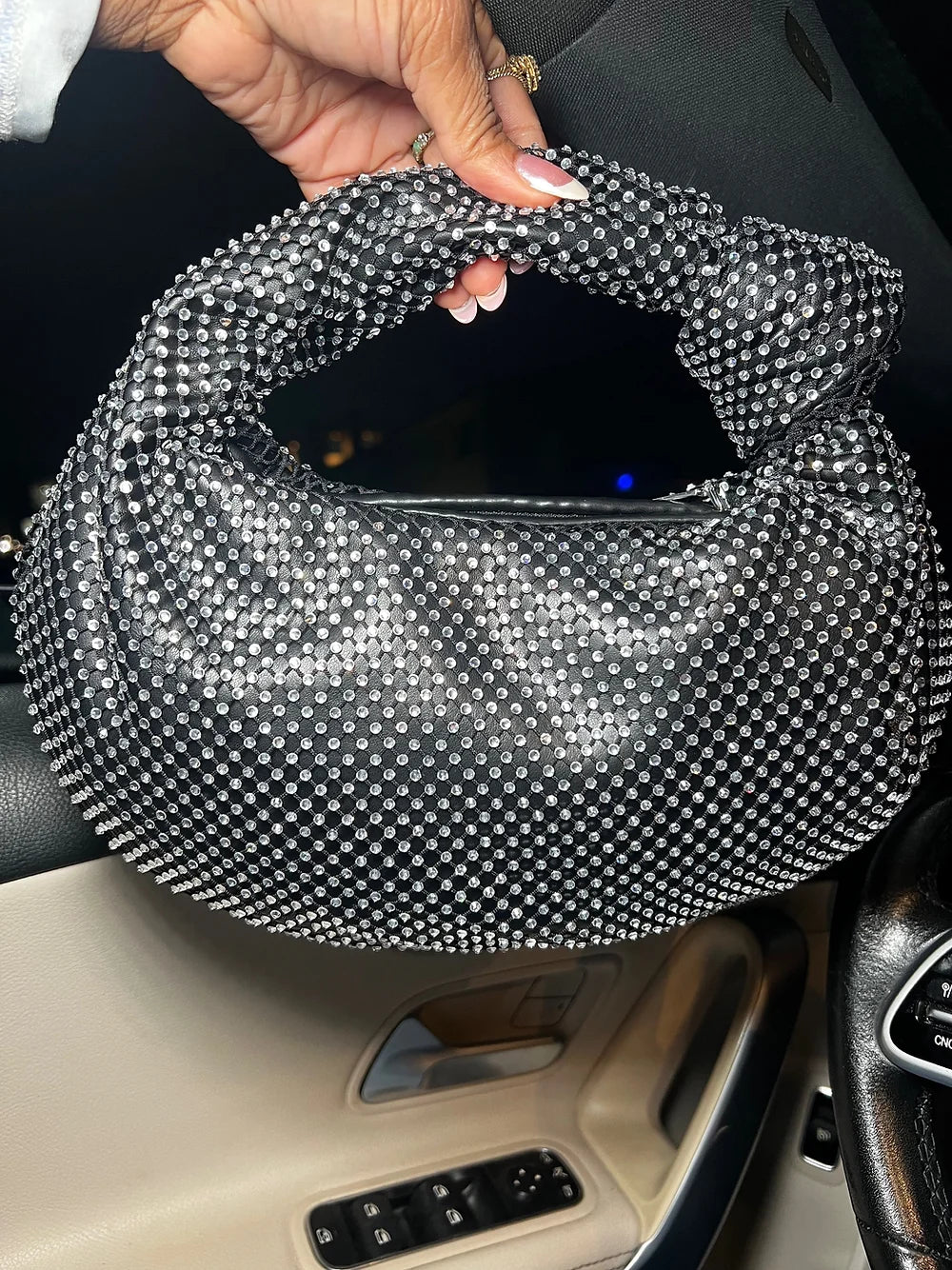 Knot Staying Home Tonight Handbag - Black