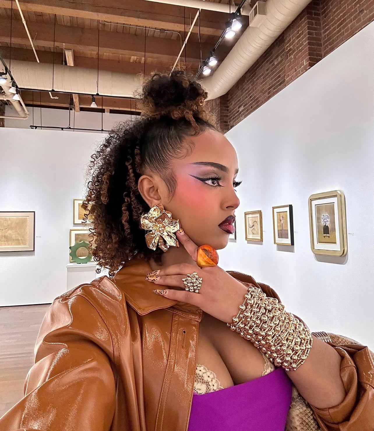 Love Is In Bloom Earrings - Gold