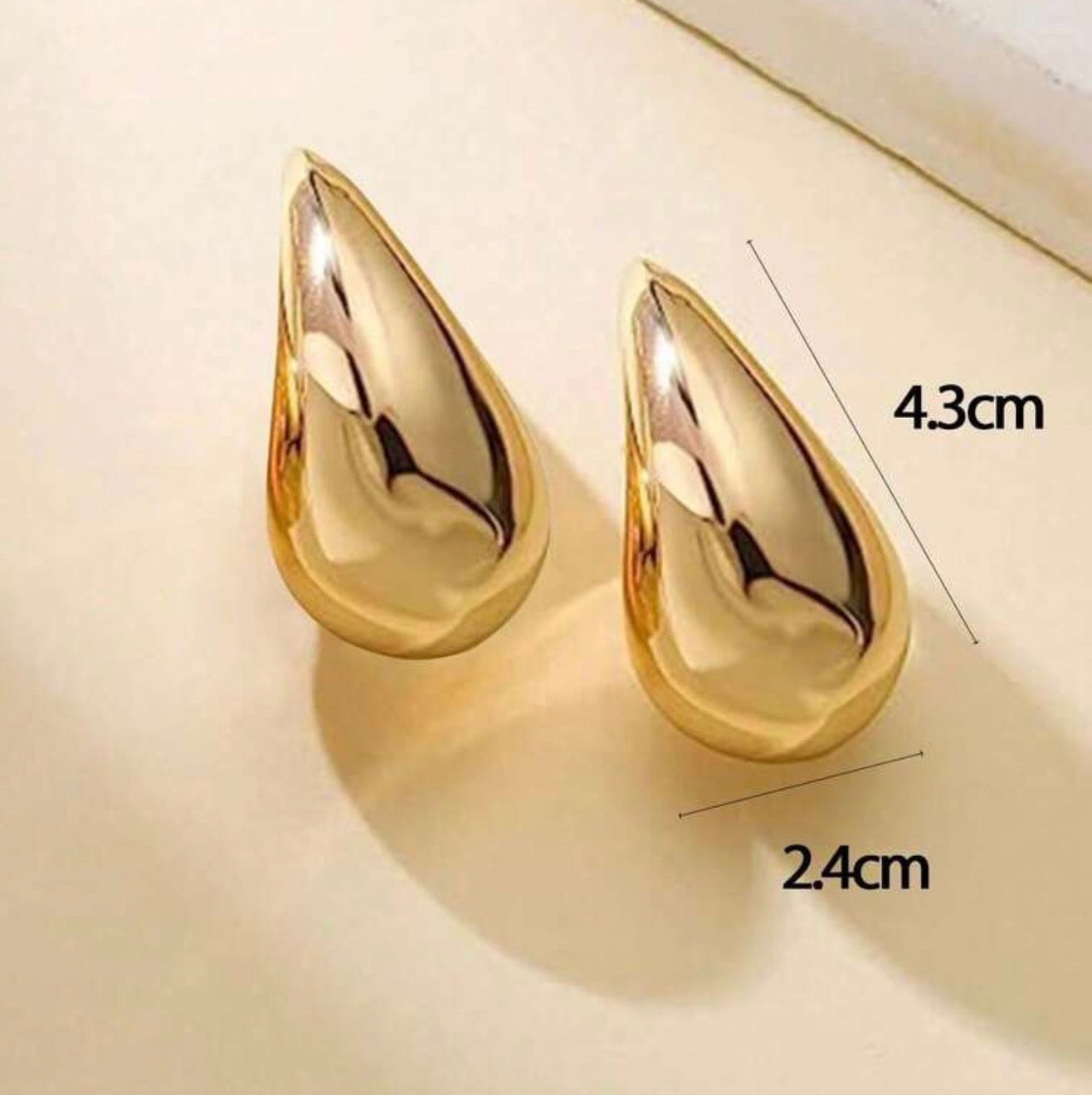 Tear Drop Earrings - Gold