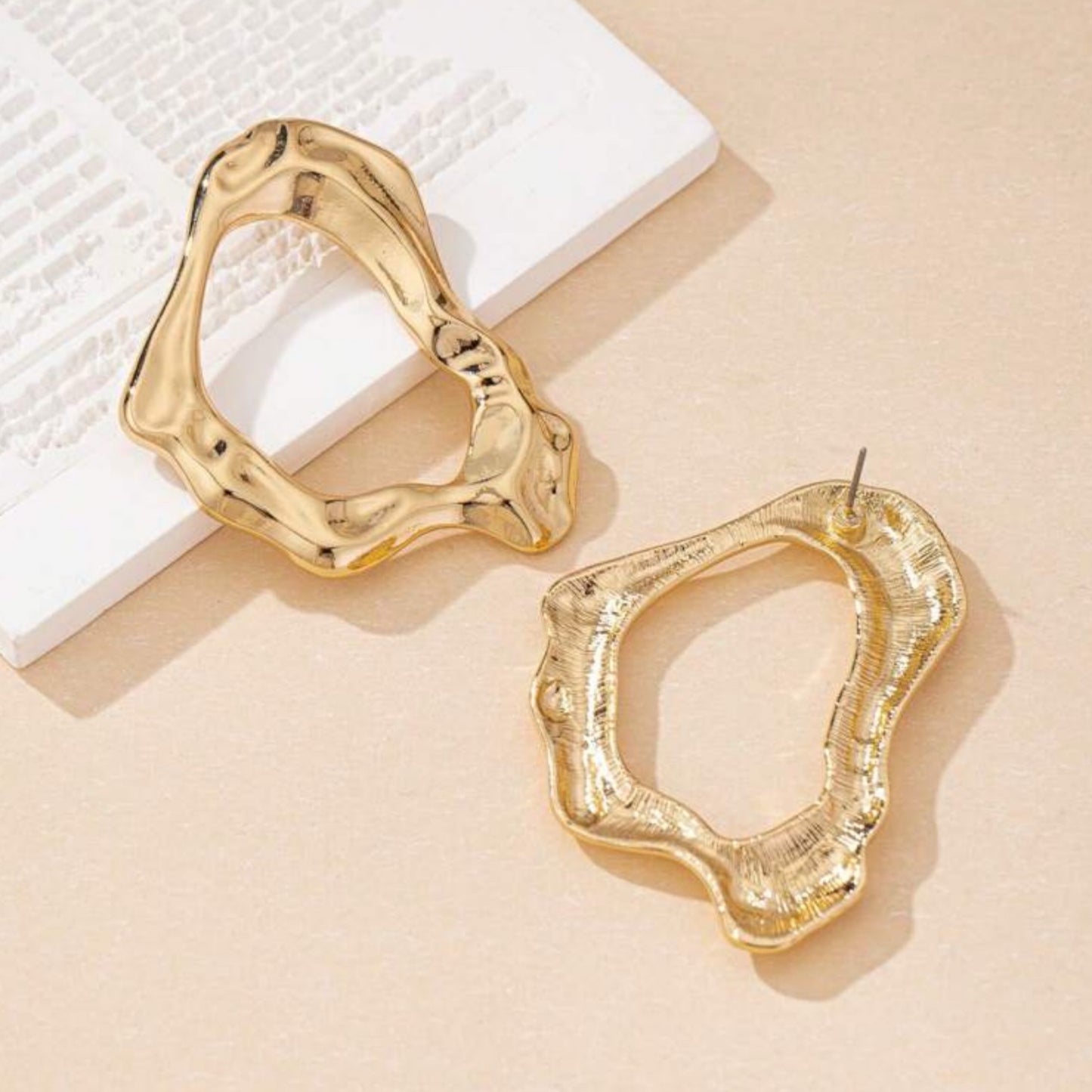 It’s Complicated Earrings - Gold