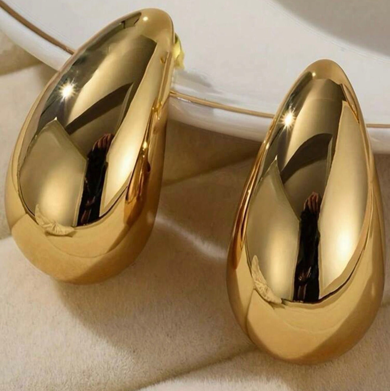 Tear Drop Earrings - Gold