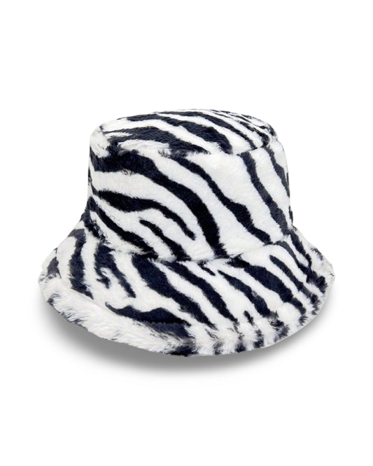 I’d Rather Be With You Bucket Hat- Black/White
