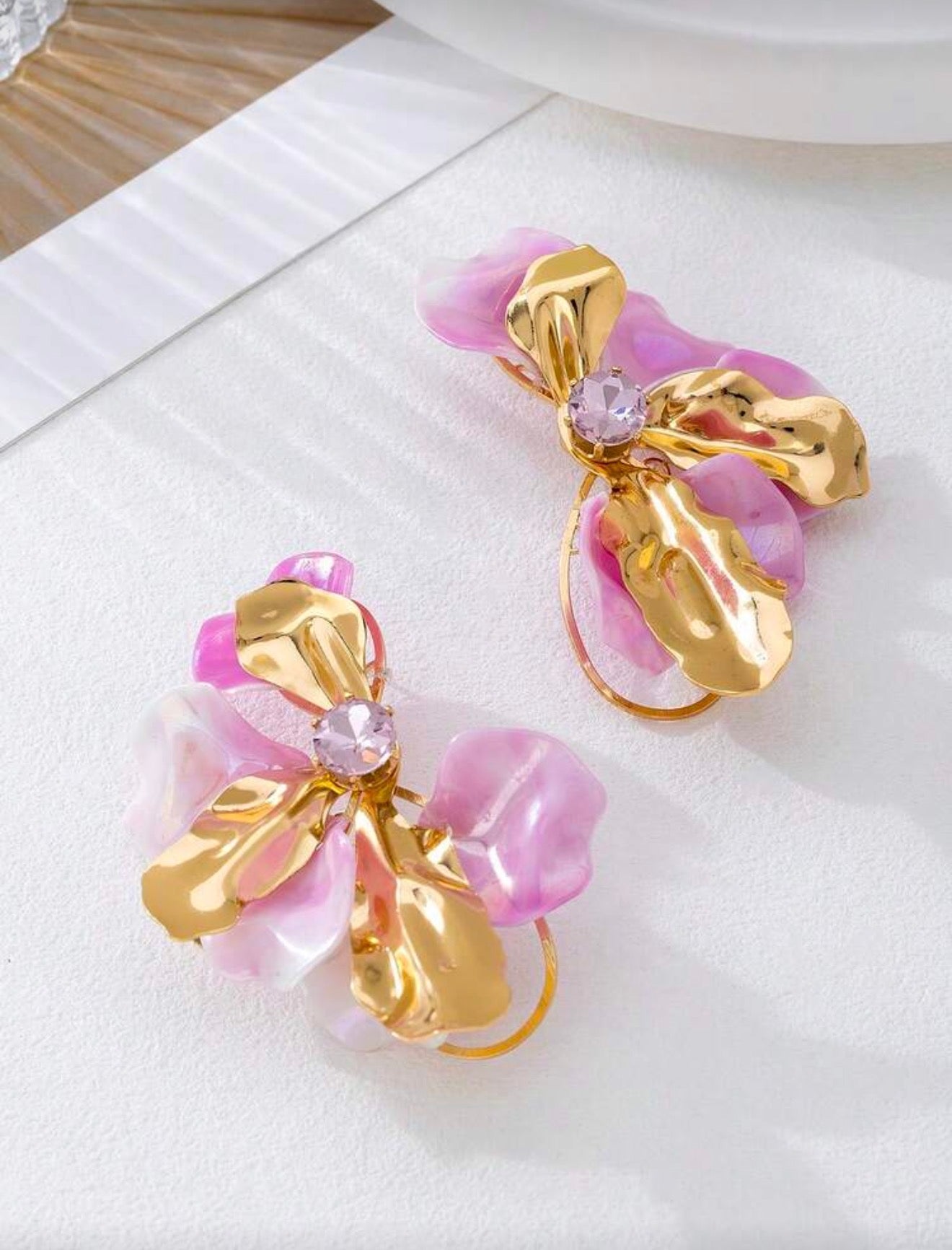 Capri Earrings - Pink