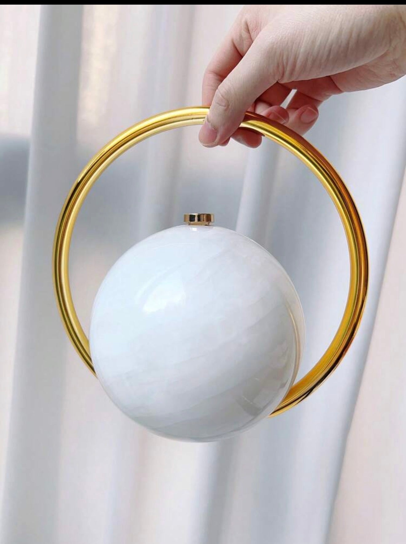 Aura Clutch - White