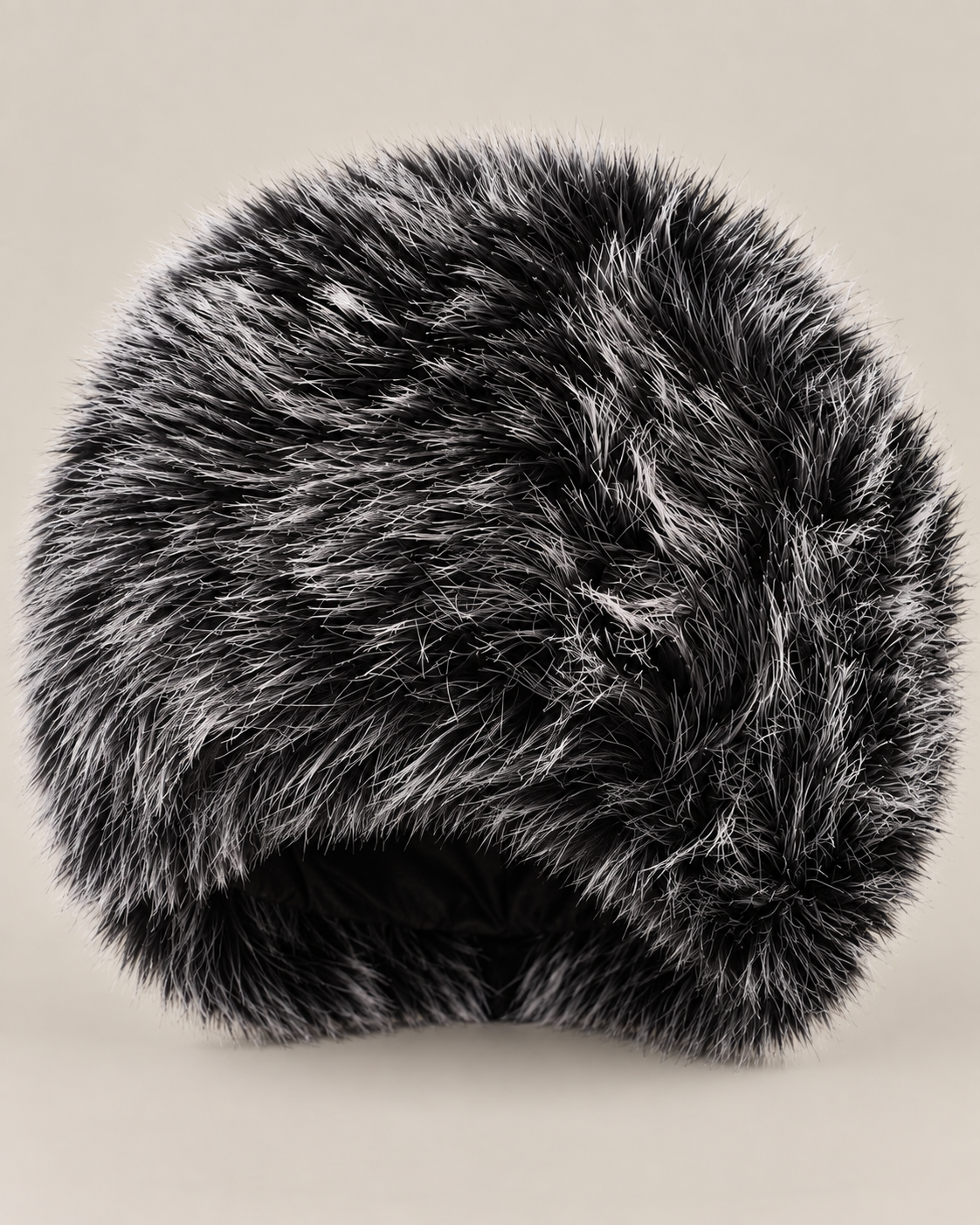Meet Me In Aspen Hat - Black